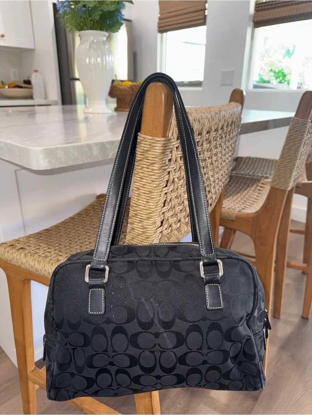 Vintage Coach Soho Signature Jacquard Black Shoulder Canvas Leather Shoulder Bag